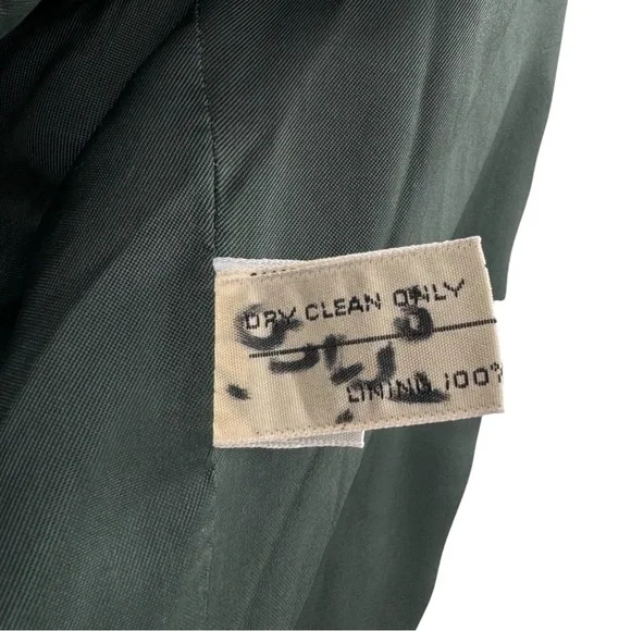 Vintage Women's Blazer Scotch House Wool Cashmere Holiday Plaid Velvet Trim | L - Picture 9 of 12